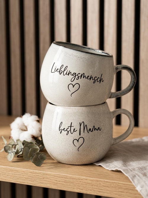 Personalisierte Tasse mit Gravur Namen | Geschenk für Mama | Geburtstagsgeschenk Frau | individuelle Keramiktasse