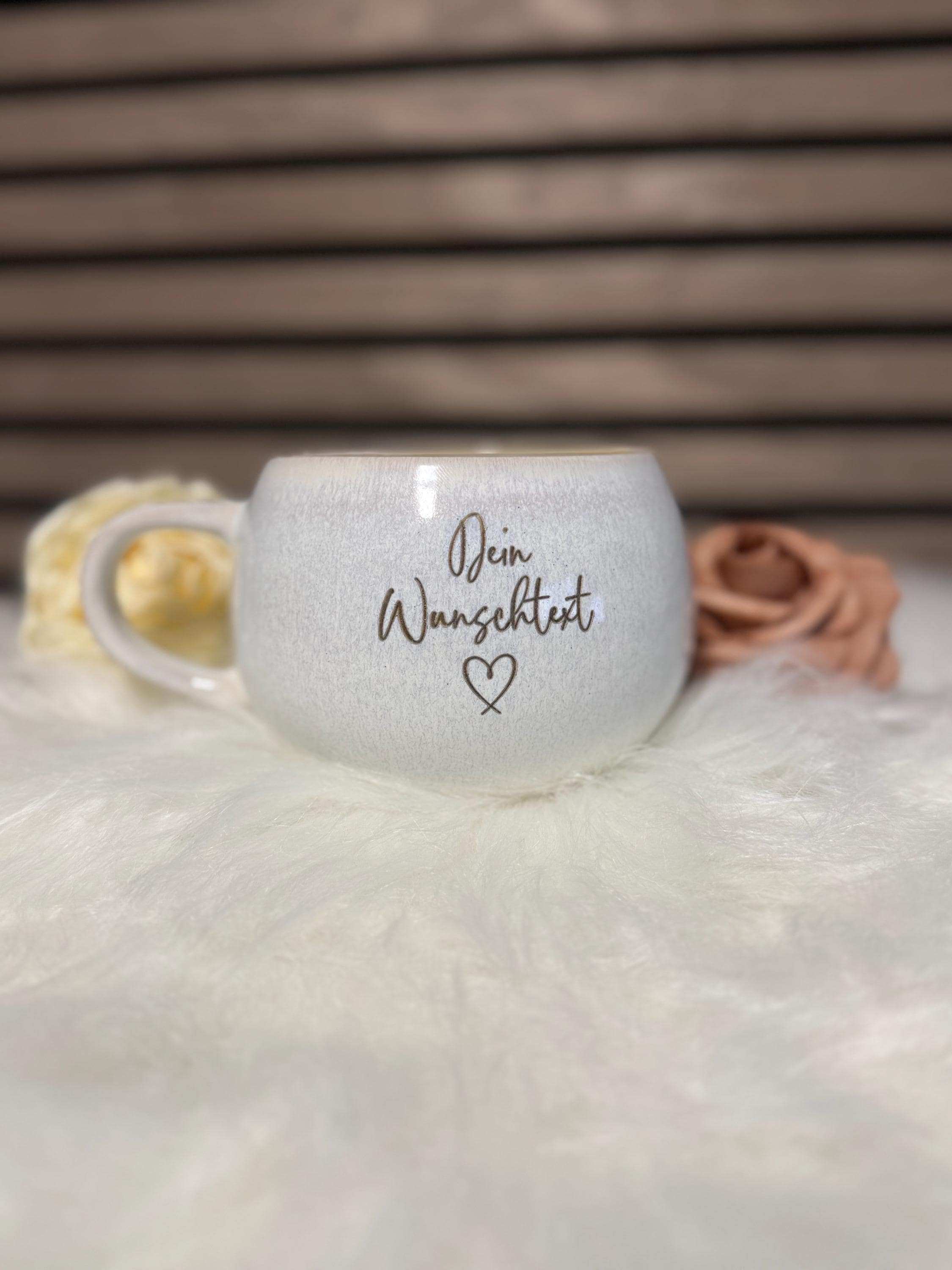 Personalisierte Tasse mit Gravur Namen | Geschenk für Mama | Geburtstagsgeschenk Frau | individuelle Keramiktasse